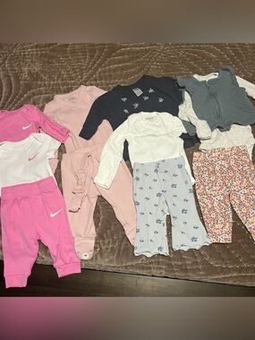 Carter’s Baby girl Clothing bundle